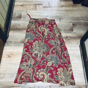 100% Silk skirts. Jones New York. A line. Earthy design. Vintage